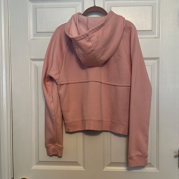 LADIES PINK HOODED UNDER ARMOUR ZIP FRONT JACKET SIZE LG LOOSE FIT VERY GOOD - Picture 4 of 8